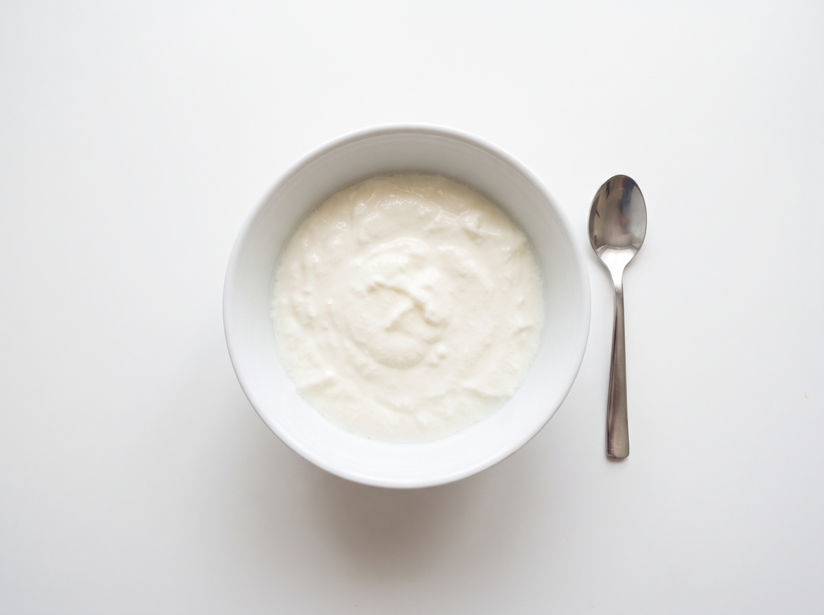 Ev Yapımı Yoğurt — Homemade yogurt made with 4% milk — traditional, fresh, no additives.